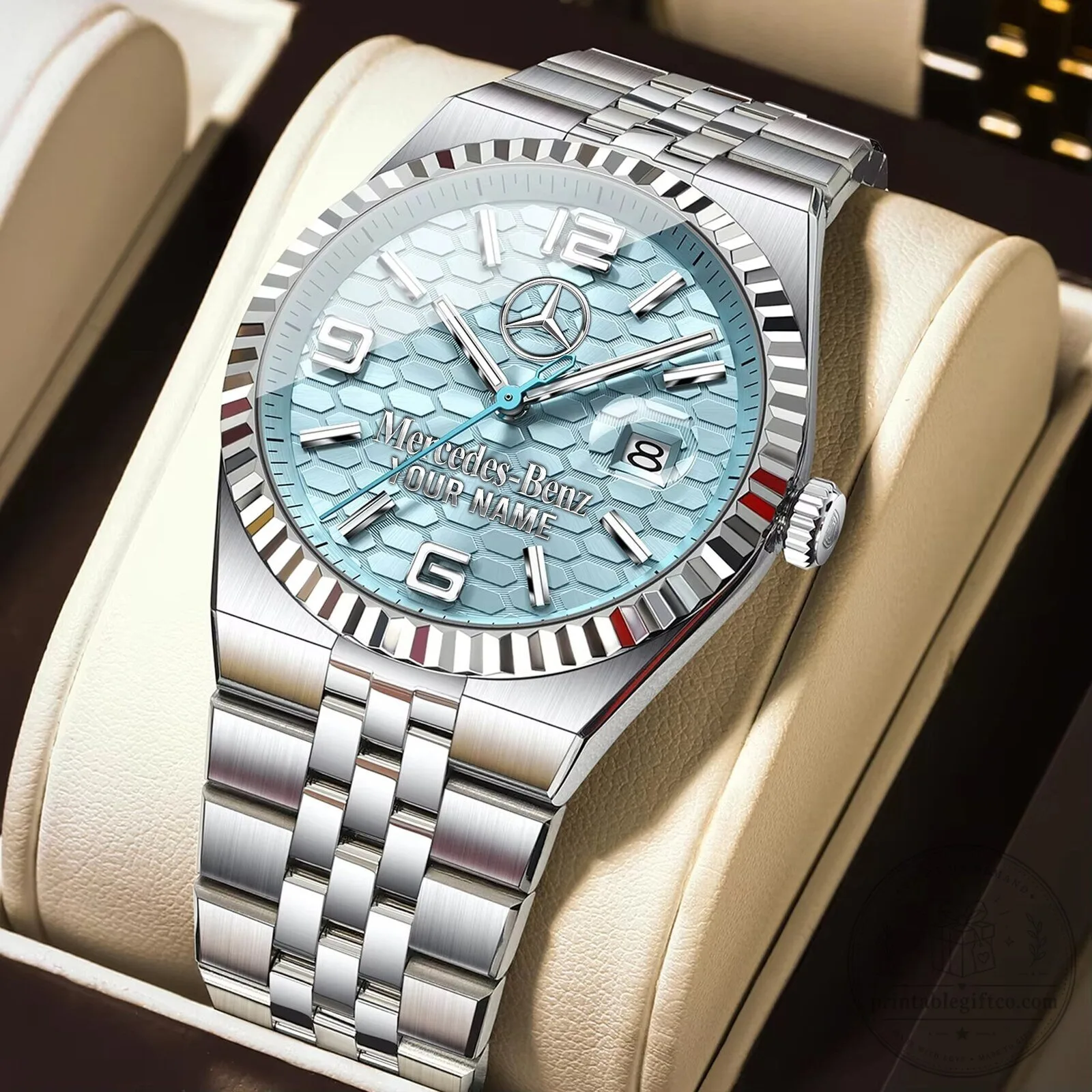 Stylish Men's Watch with Custom Name from Mercedes-Benz - Elegant Fashion Design